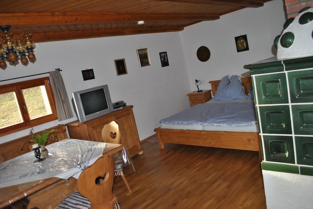 Schlintl-Hof Villa Liebenfels Szoba fotó